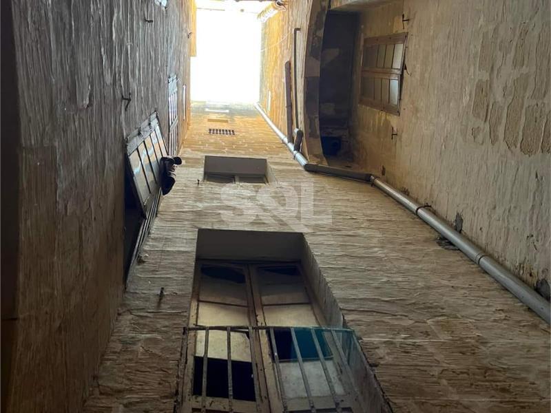 House of Character in Valletta To Rent