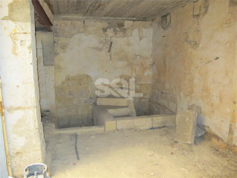 Retail/Catering in Valletta To Rent