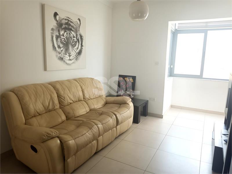 Penthouse in San Gwann To Rent