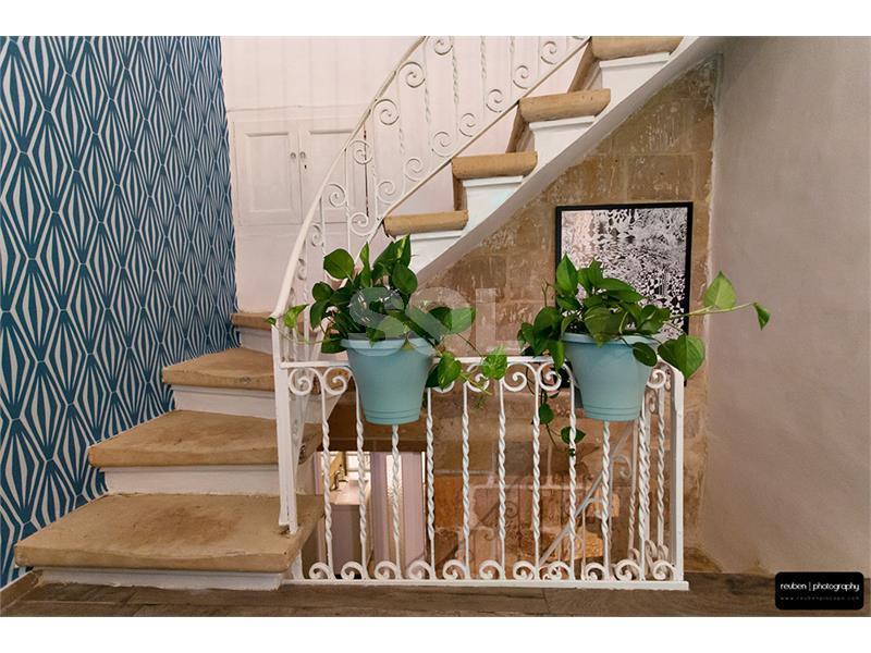 Townhouse in Valletta To Rent