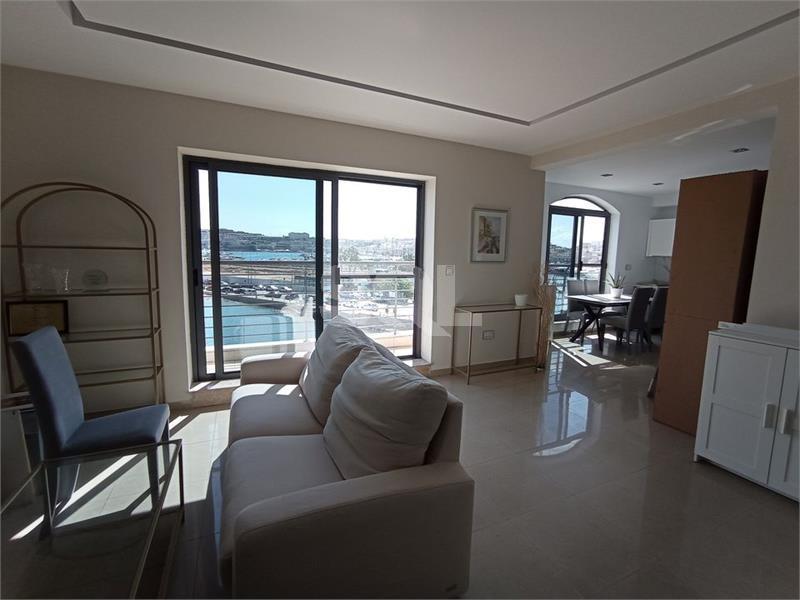 Apartment in Gzira To Rent