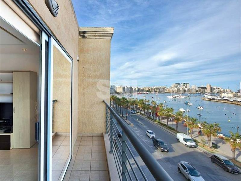 Apartment in Gzira To Rent