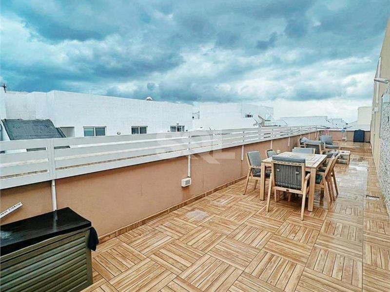 Penthouse in Mosta For Sale