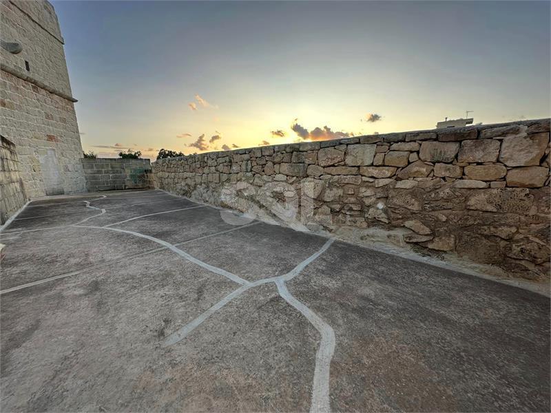 House of Character in Zejtun To Rent