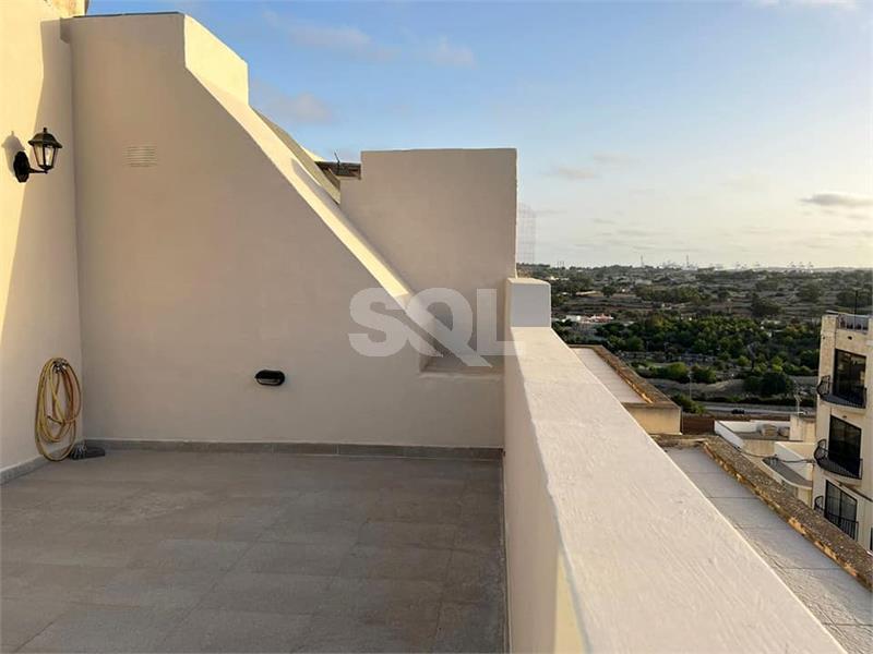 Penthouse in Marsascala To Rent