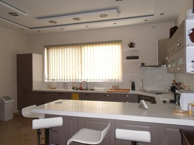 Detached Villa in Bidnija To Rent