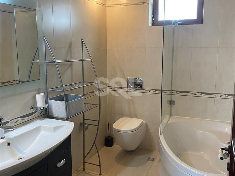 Detached Villa in Bidnija To Rent