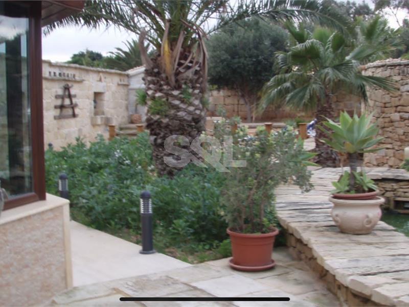 Detached Villa in Bidnija To Rent