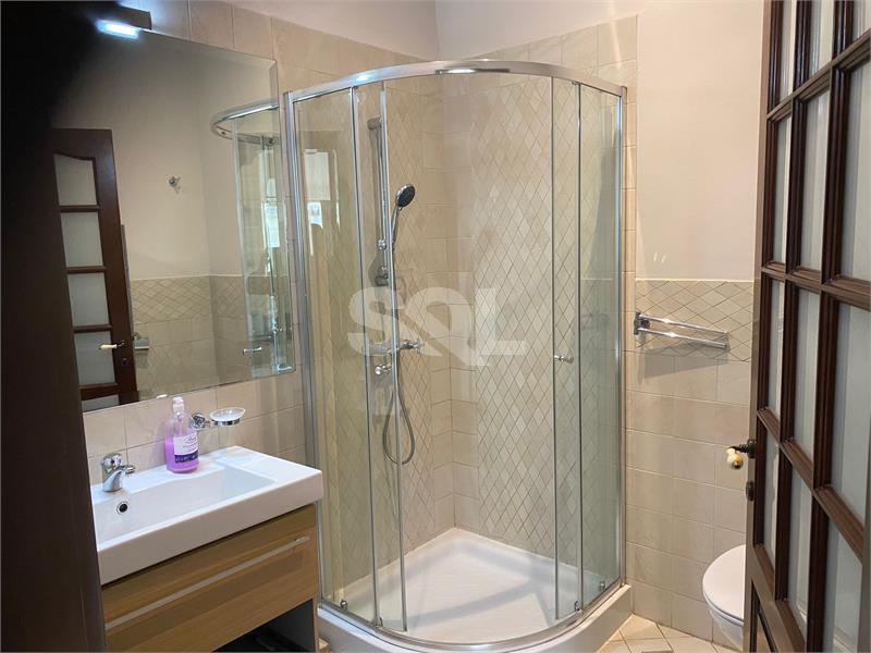 Detached Villa in Bidnija To Rent