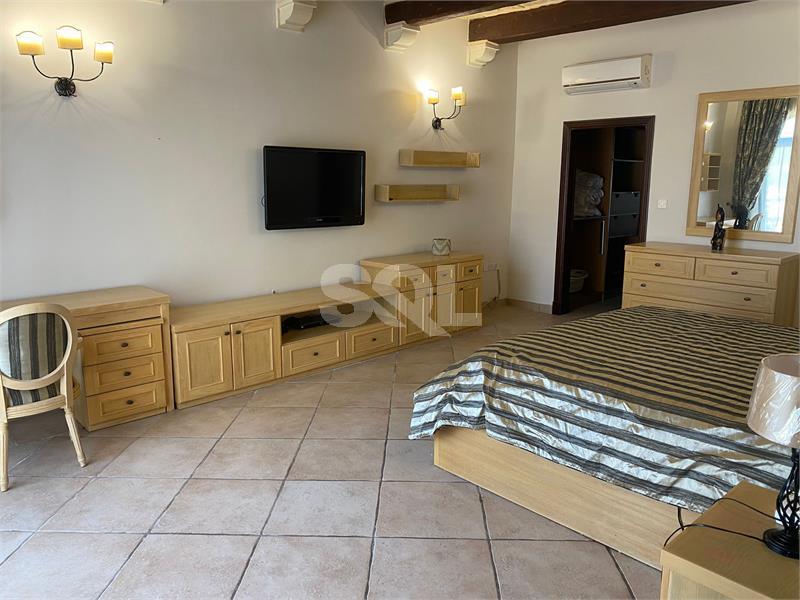 Detached Villa in Bidnija To Rent