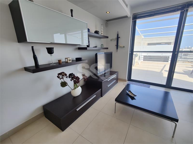 Penthouse in Ta' L-Ibrag To Rent