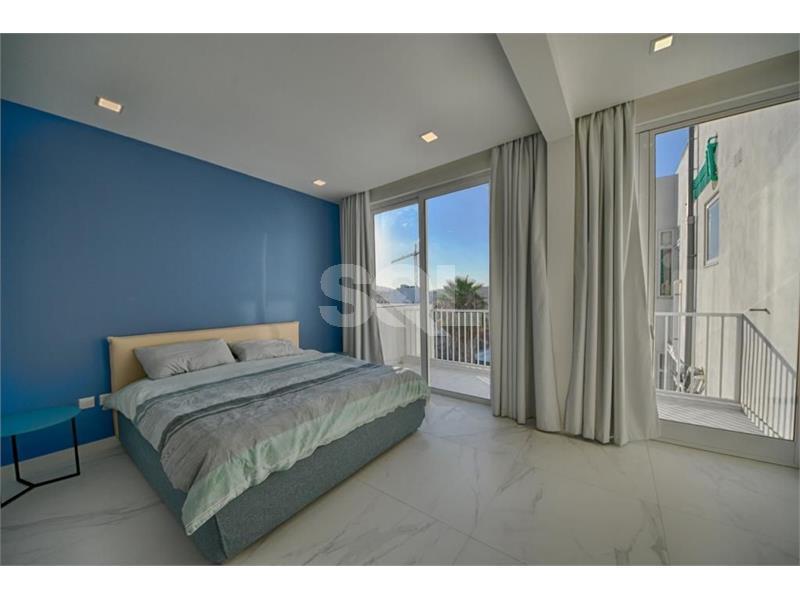Penthouse in Mosta To Rent