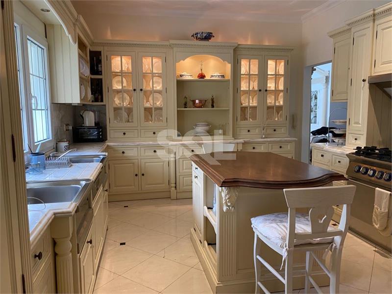 Detached Villa in San Pawl Tat-Targa For Sale