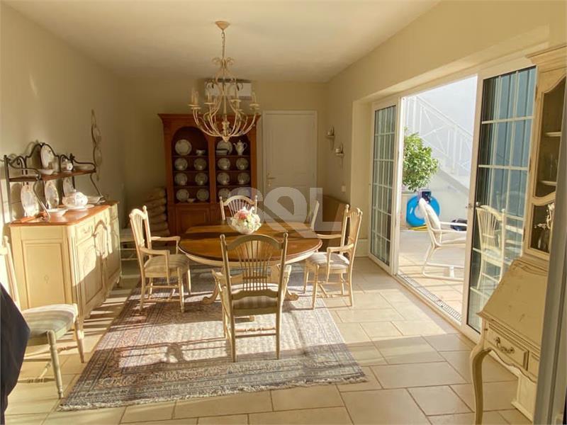 Detached Villa in San Pawl Tat-Targa For Sale