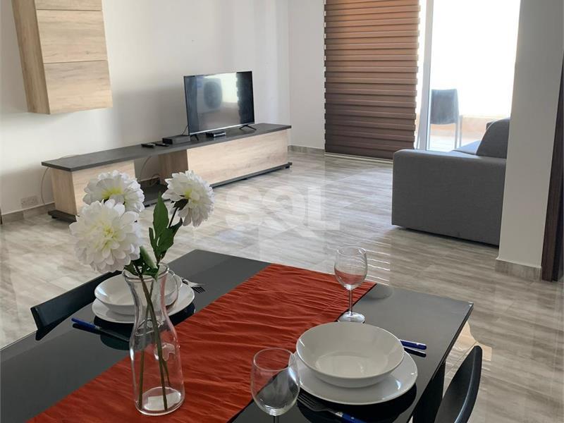 Apartment in Kalkara To Rent