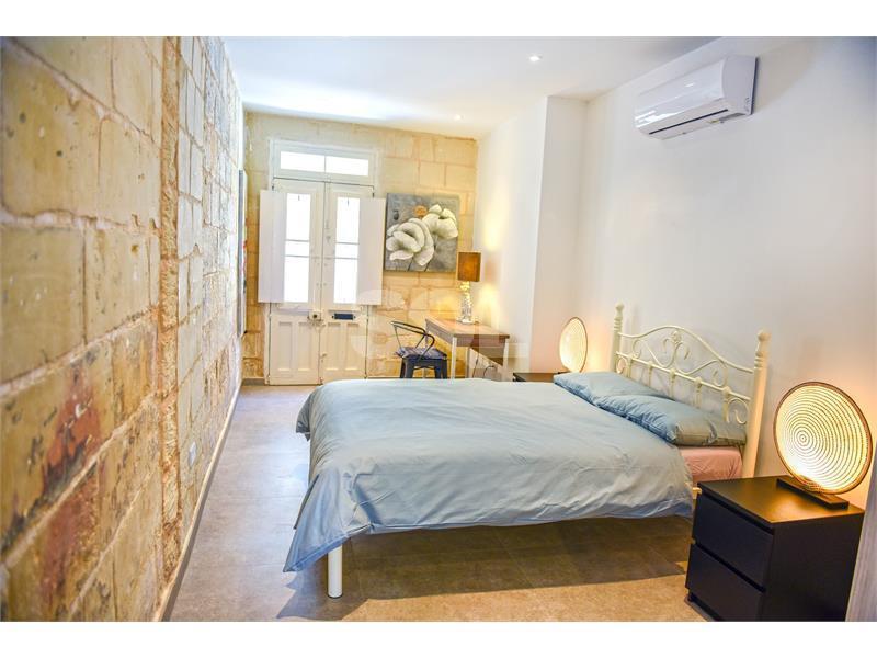 Apartment in Cospicua (Bormla) For Sale