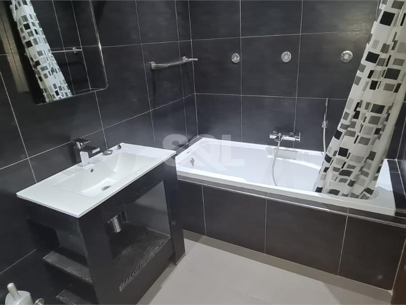 Apartment in Ta' L-Ibrag To Rent