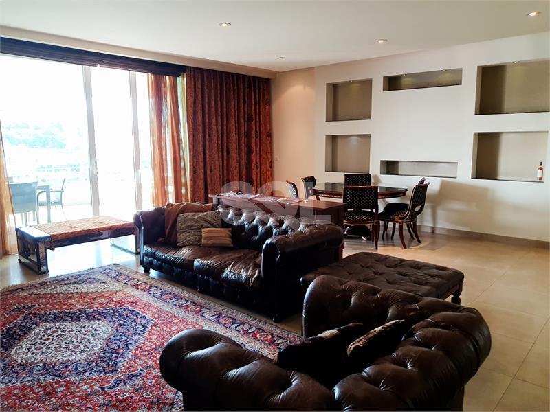 Apartment in Ta' Xbiex To Rent