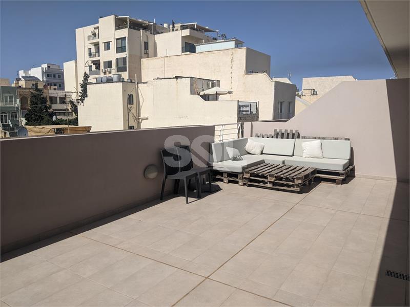 Penthouse in Sliema To Rent