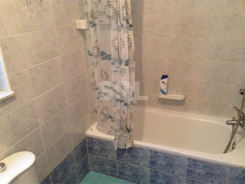 Apartment in Marsascala To Rent