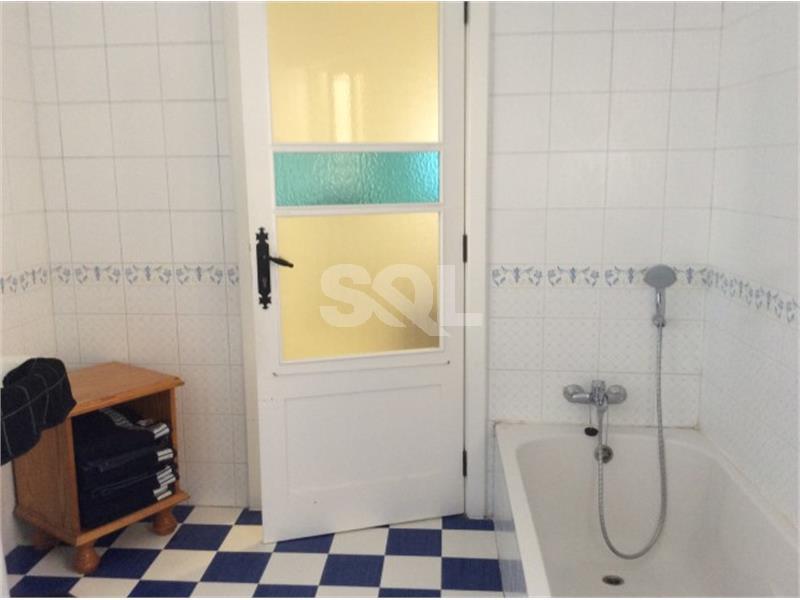 Apartment in Bugibba To Rent