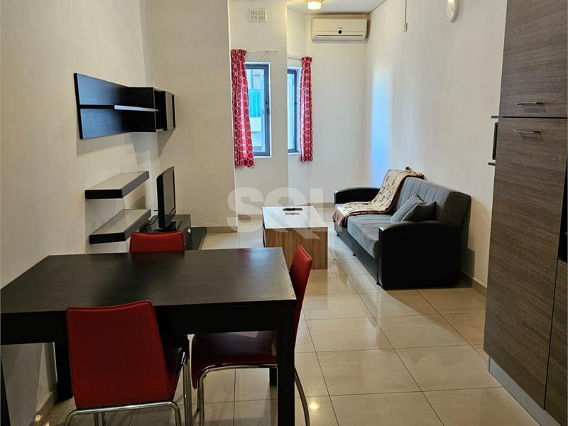 Apartment in Gzira To Rent