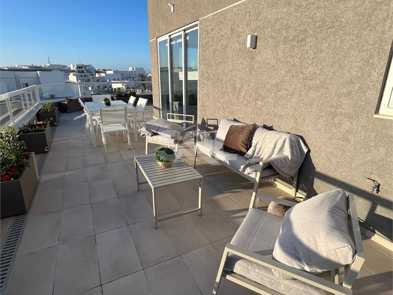 Penthouse in Swieqi To Rent