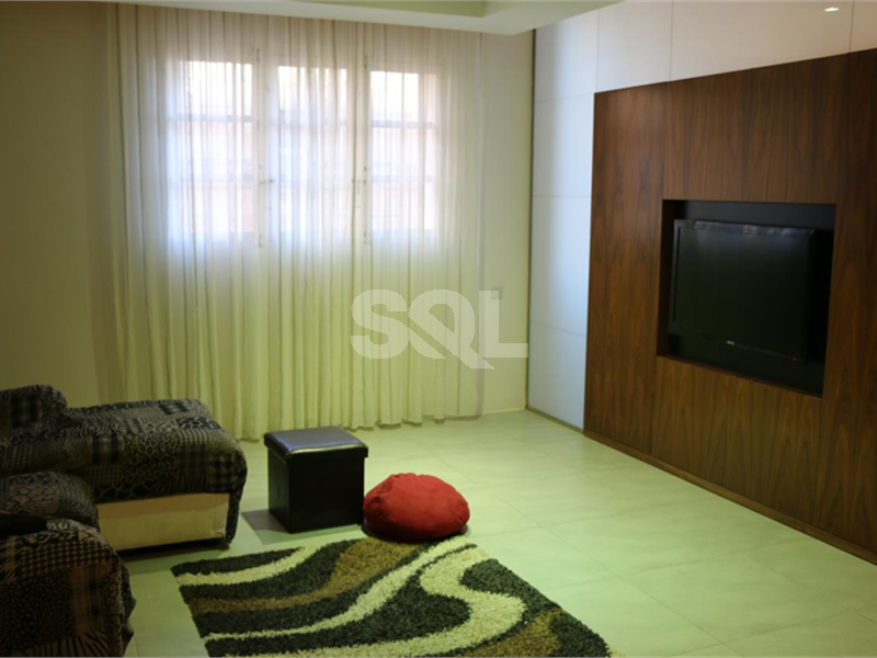 Apartment in Valletta To Rent