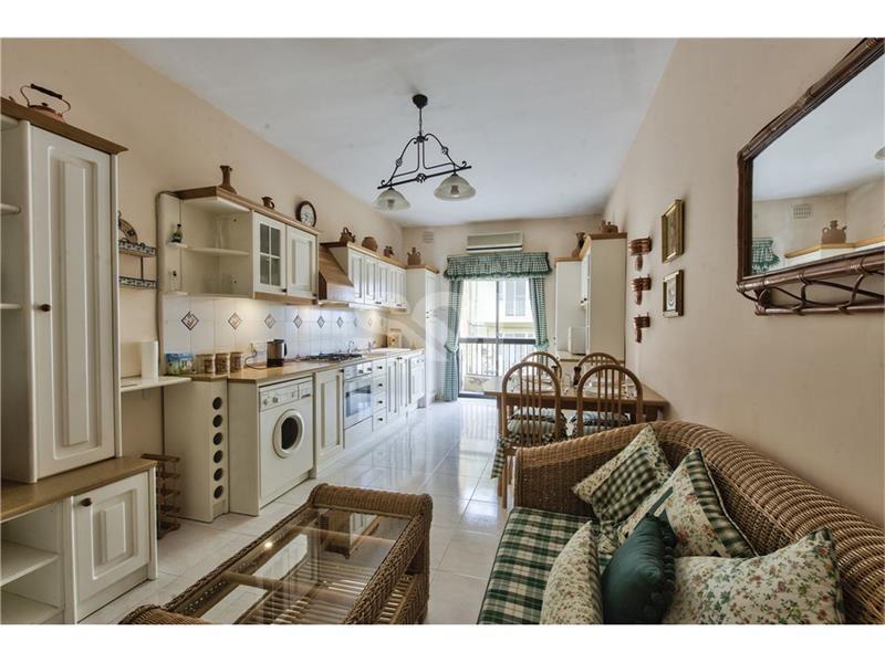 Apartment in Gzira To Rent