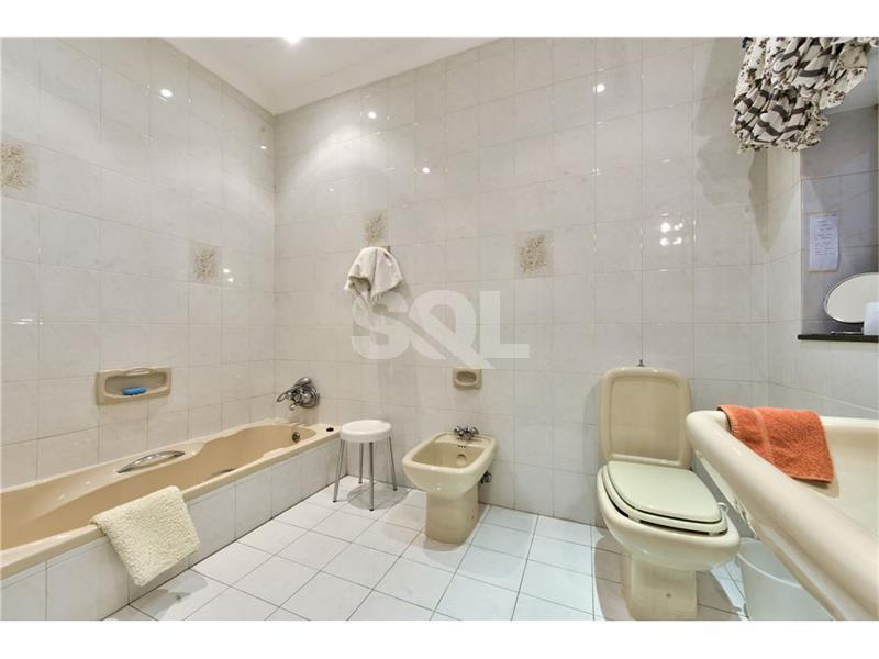 Apartment in Gzira To Rent