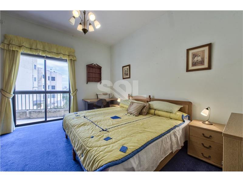 Apartment in Gzira To Rent