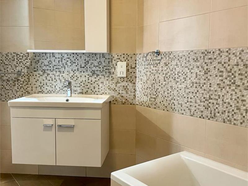 Apartment in Qawra To Rent