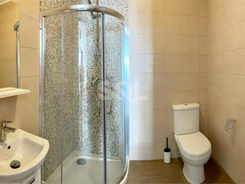 Apartment in Qawra To Rent