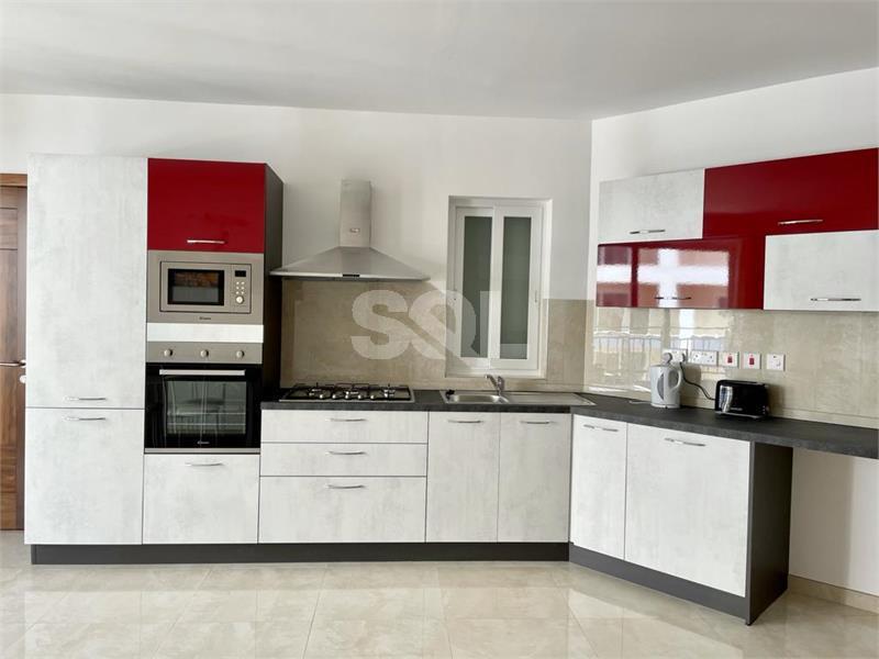 Apartment in Qawra To Rent