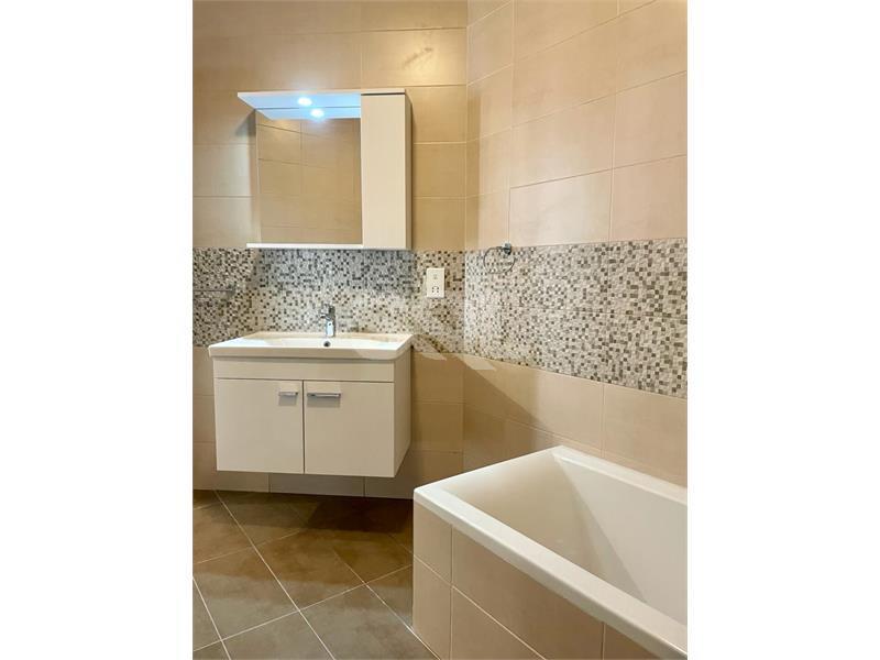 Apartment in Qawra To Rent