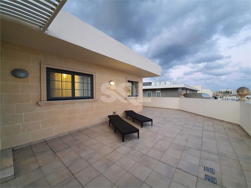 Penthouse in Sliema To Rent