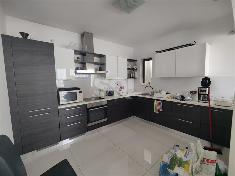 Penthouse in Sliema To Rent