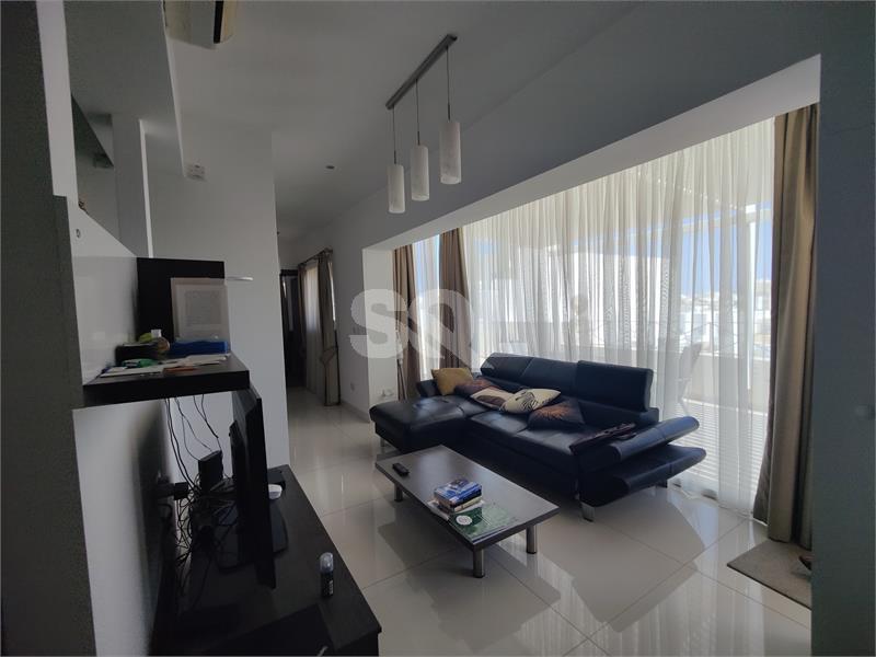 Penthouse in Sliema To Rent