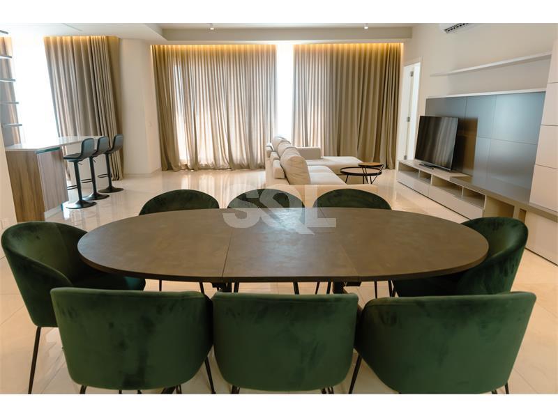 Penthouse in Mosta To Rent