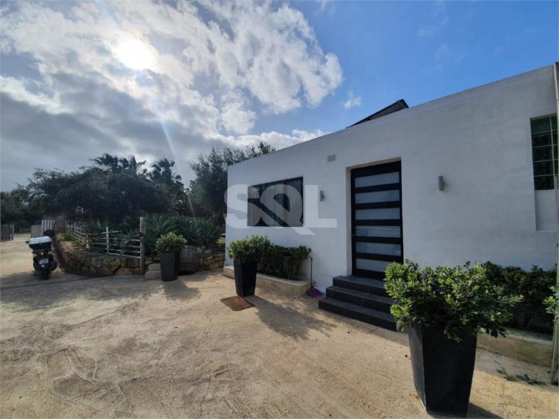 Bungalow in Madliena To Rent