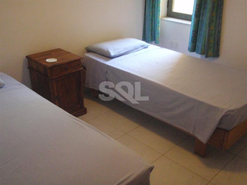 Apartment in The Gardens To Rent