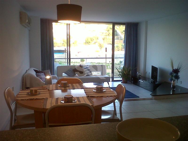 Apartment in The Gardens To Rent