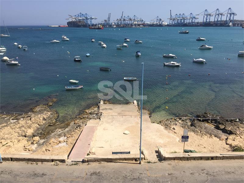 Apartment in Birzebbuga To Rent