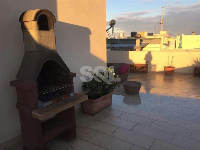 Penthouse in Naxxar To Rent
