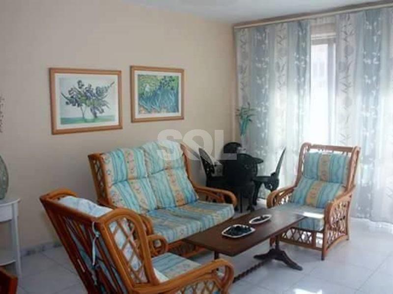 Apartment in Bugibba To Rent