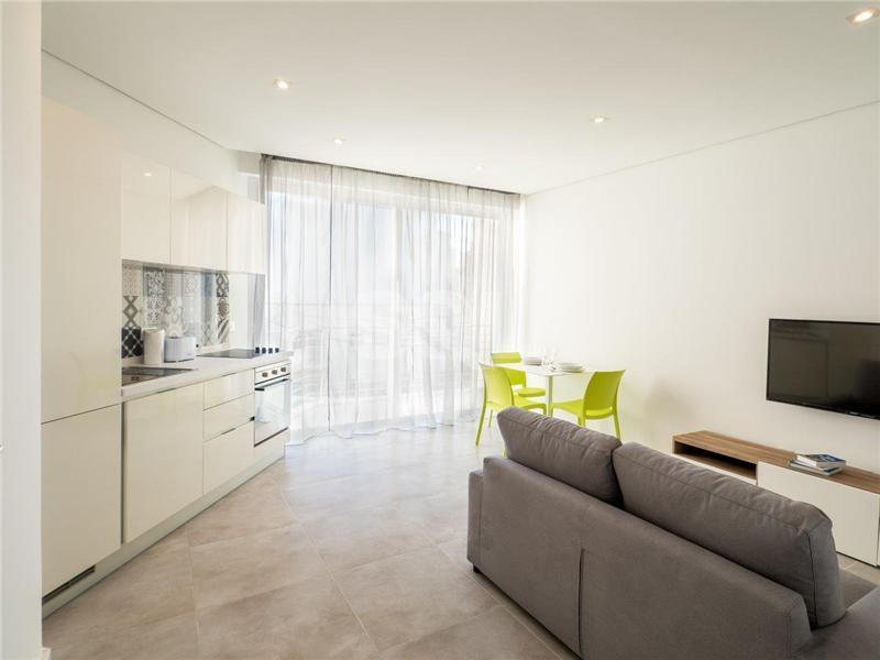 Apartment in St. Julians To Rent