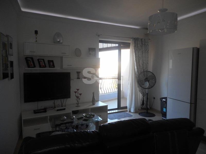 Apartment in Bugibba To Rent