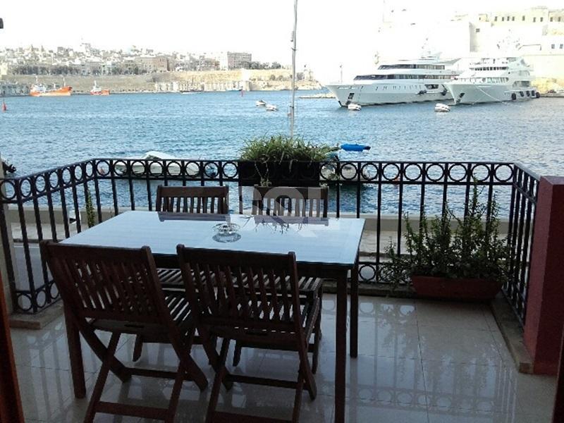 Apartment in Senglea (Isla) To Rent