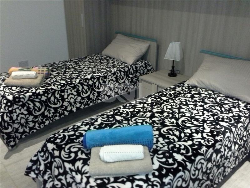 Penthouse in Bugibba To Rent