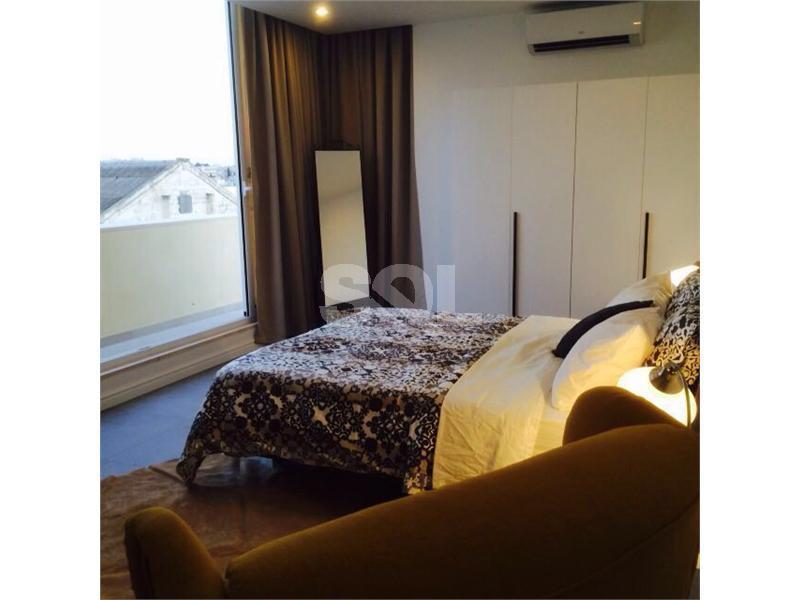 Penthouse in Gzira To Rent